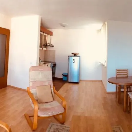 Marina Panorama Grand Private Apartment *
