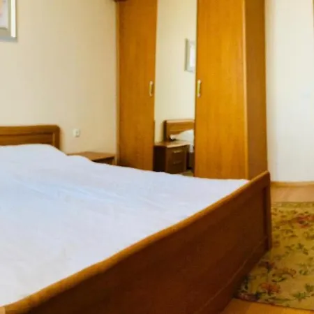 Marina Panorama Grand Private Apartment *